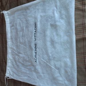 🌺ADRIENNE VITTADINI DUST Bag